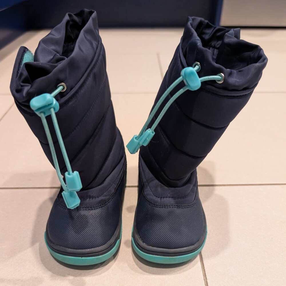 Ten Little Winter Boots size 8